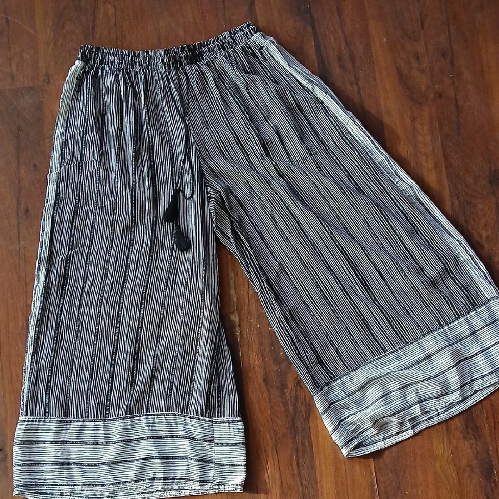 Simply Vera Vera Wang Black and White Wide Leg Pants